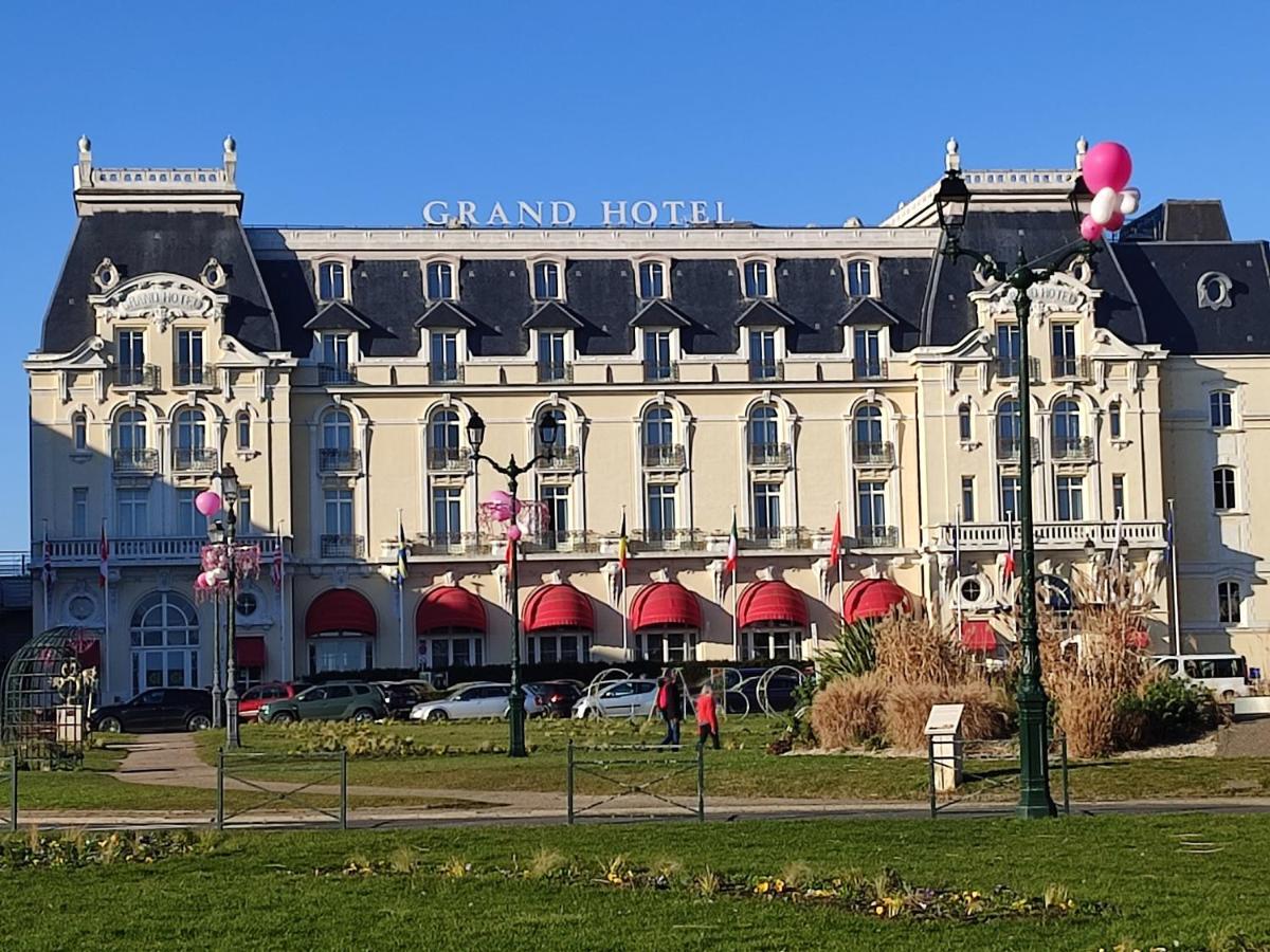 Un Nid D ' * Cabourg